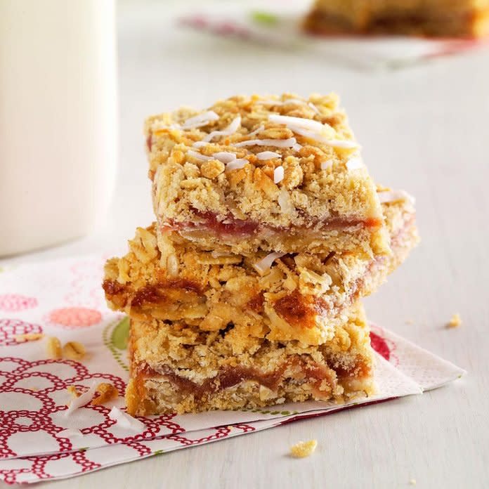 Rhubarb Oat Bars Exps31936 Sd2856494b12 10 2bc Rms 1