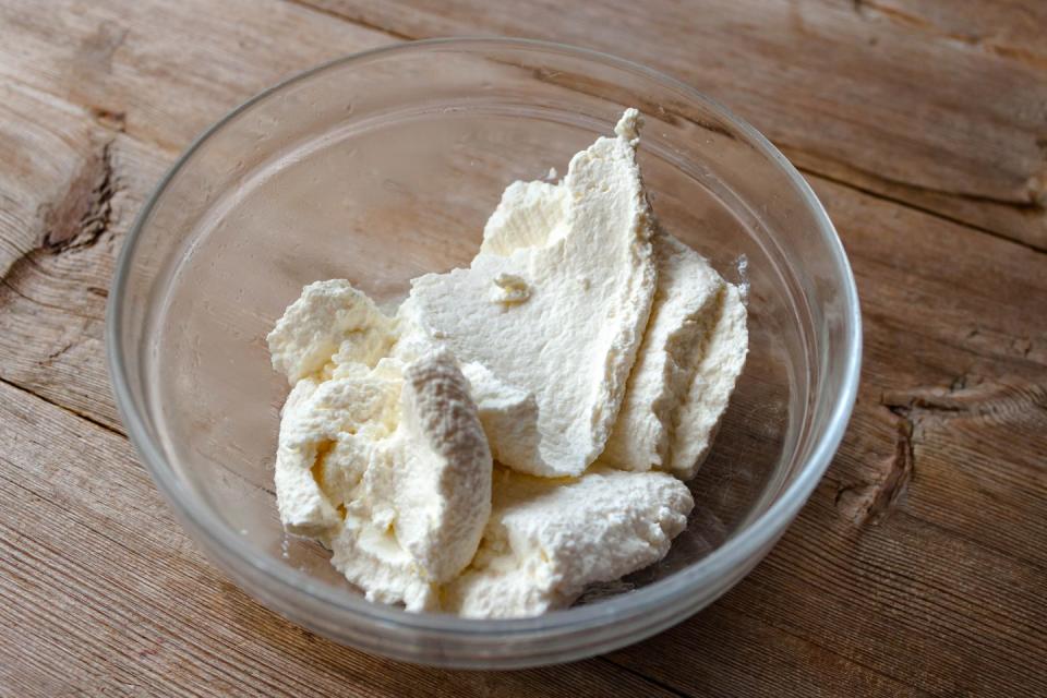 24) Ricotta Cheese