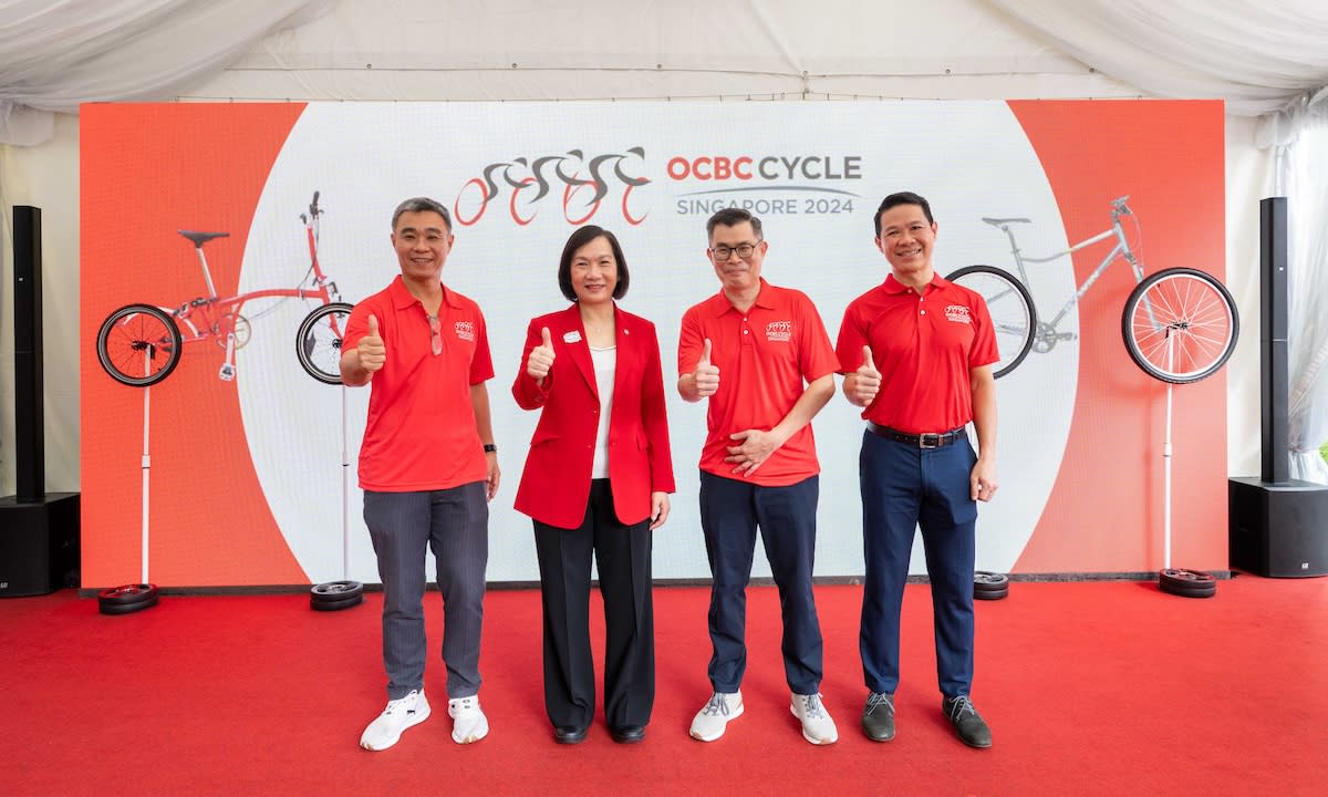 The launch of registration for the OCBC Cycle 2024 event with guests: (from left) SportSG deputy CEO Toh Boon Yi, OCBC group CEO Helen Wong, The Straits Times editor Jaime Ho, and SCF president Hing Siong Chen. (PHOTO: OCBC)