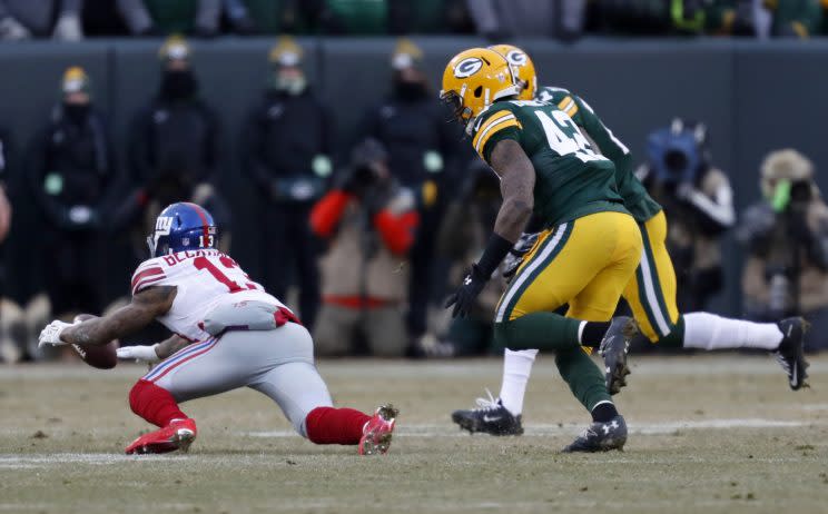 Odell Beckham had a couple key drops in the first quarter against Green Bay. (AP)