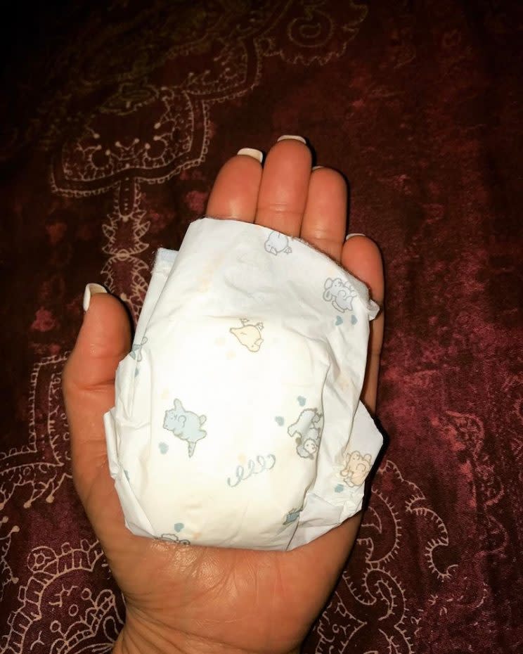 Kate shows preemie diaper from the NICU. (Photo: Kate Gosselin via Instagram)