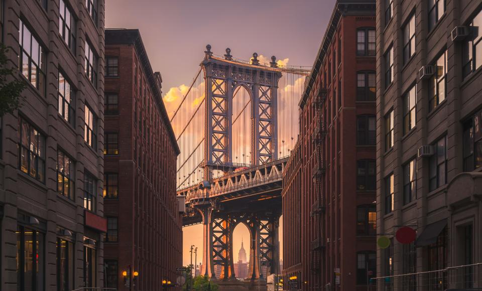 <h1 class="title">Manhattan Bridge, NYC</h1><cite class="credit">Photo: Getty Images</cite>