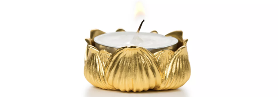 Lotus tealight. PHOTO: Risis