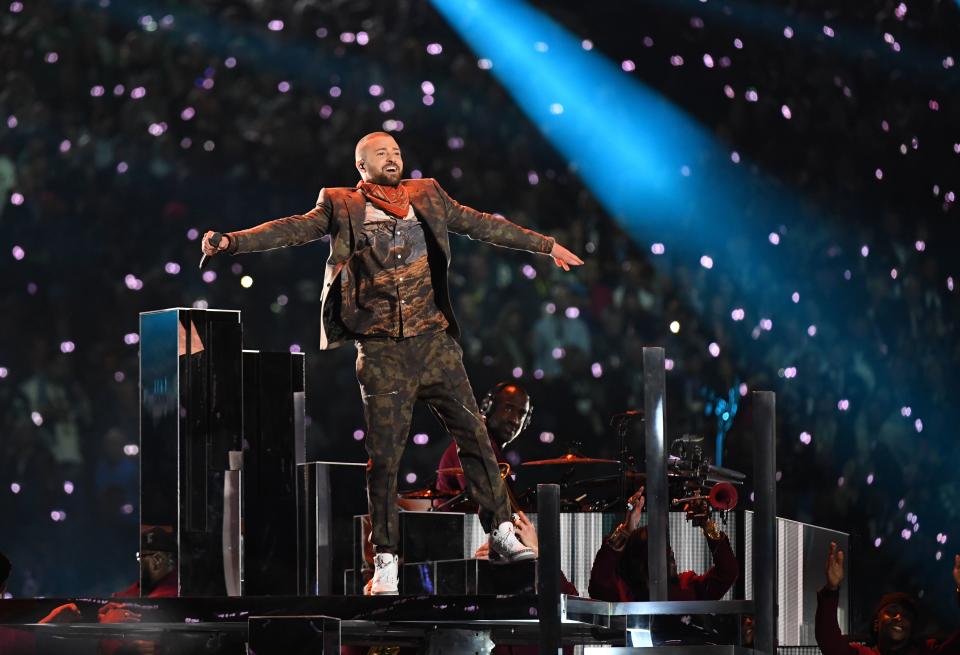 <p>Justin Timberlake performs on stage during the Super Bowl LII halftime show at the US Bank Stadium in Minneapolis, Minnesota February 4, 2018. (TIMOTHY A. CLARY/AFP/Getty Images) </p>