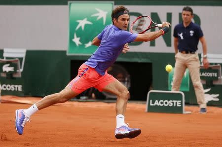 Switzerland's Roger Federer in action during the first round. French Open - Roland Garros, Paris, France - 24/5/15. Action Images via Reuters / Jason Cairnduff Livepic