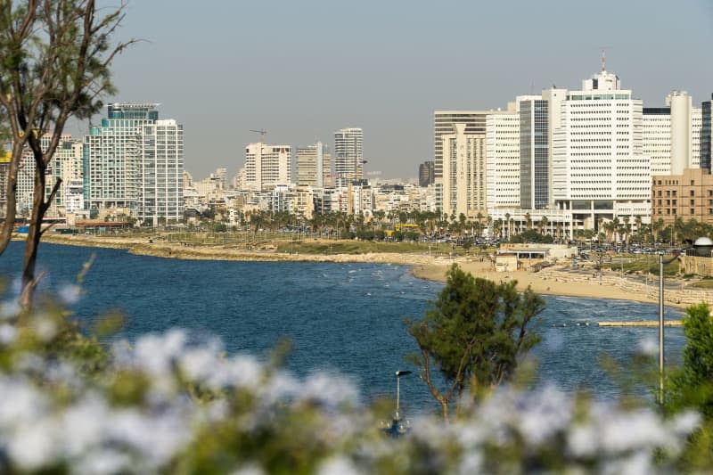 Tel Aviv, as seen from Jaffa: Several countries allied with Israel are currently advising their citizens to avoid travelling as the war in Gaza rages on. Philipp Laage/dpa
