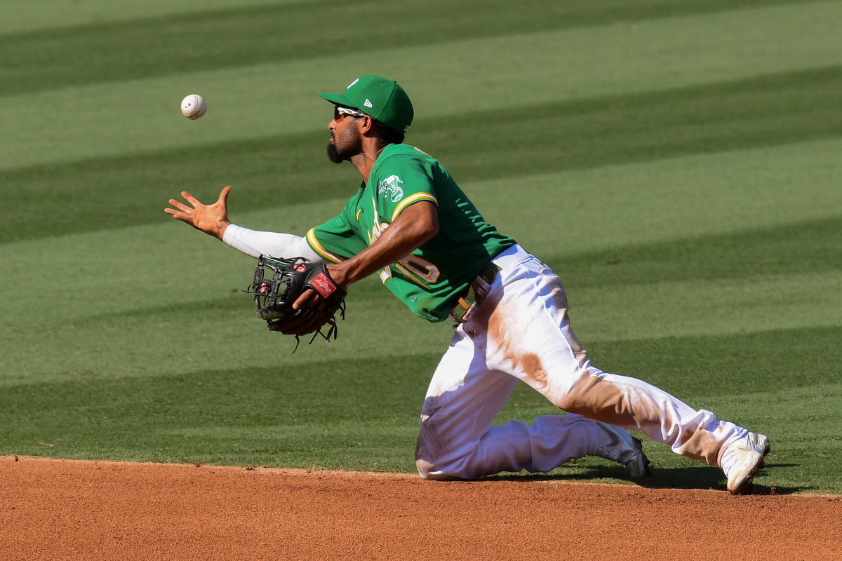 Shortstop Marcus Semien, Blue Jays agree to $18M, 1-year contract