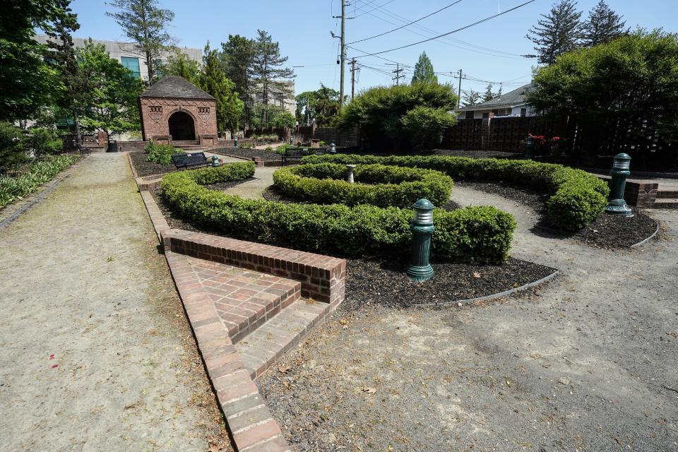 The Tea House at Dutch Gardens