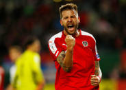 Soccer Football - 2018 World Cup Qualifications - Europe - Austria vs Serbia - Ernst Happel Stadion, Vienna, Austria - October 6, 2017 Austria’s Guido Burgstaller celebrates scoring their first goal REUTERS/Leonhard Foeger