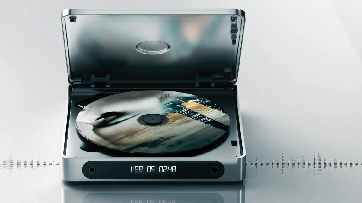 FiiO reboots the old-school portable CD player, minus the AA batteries