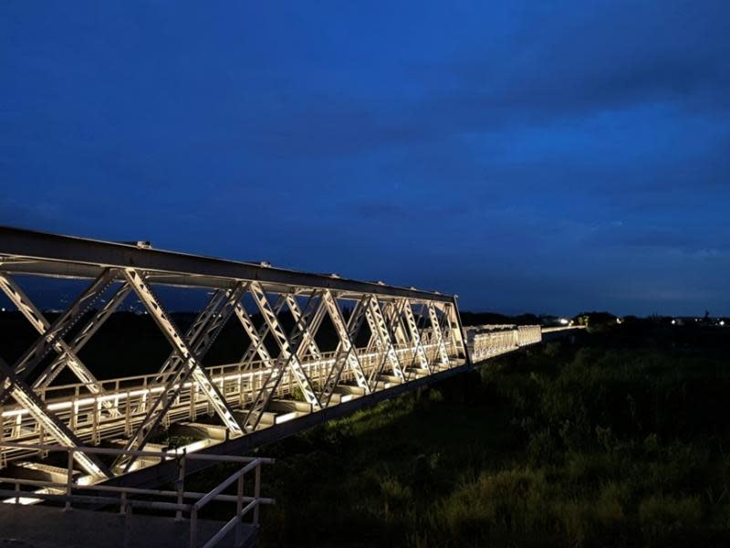 再次耀眼國際！瑞士2022LIT照明設計虎尾鐵橋優勝獎
