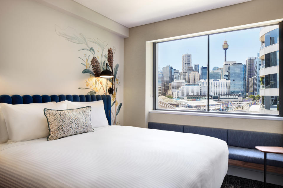 aiden darling harbour hotel room