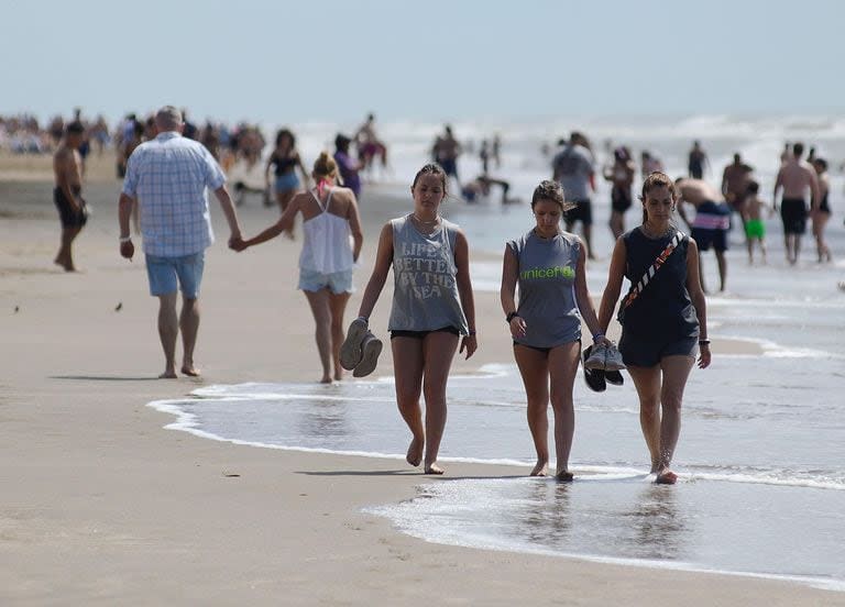 “Hay una merma en cantidad de gente promedio de un 25% menos y es muy acentuado la diferencia del fin de semana”, dijo Lucas Ventoso, secretario de Turismo y Deportes de Pinamar