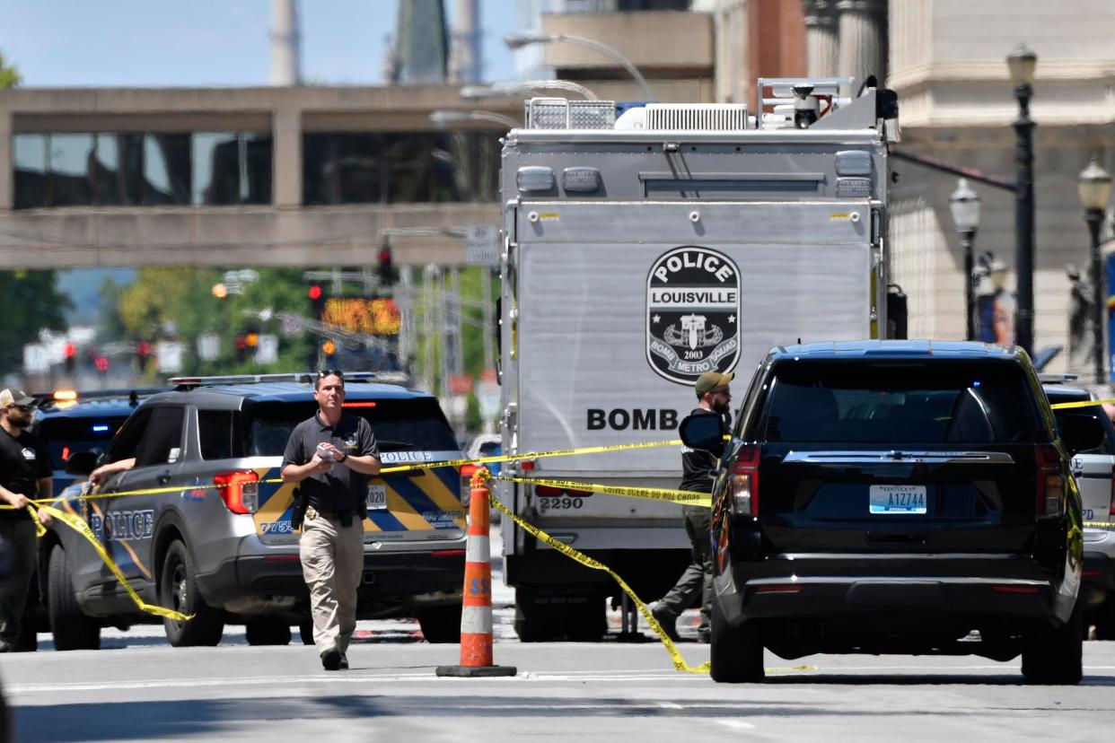 Louisville Metro Police Bomb Disposal Unit is on scene at the sight of a bomb threat at 5th and Jefferson streets in downtown Louisville, Friday, Aug. 12 2022 in Louisville Ky.