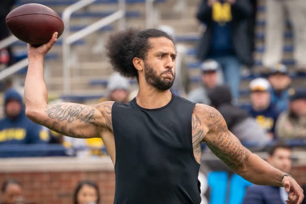 2 reasons Raiders must/must not sign Colin Kaepernick to be a backup for  Derek Carr