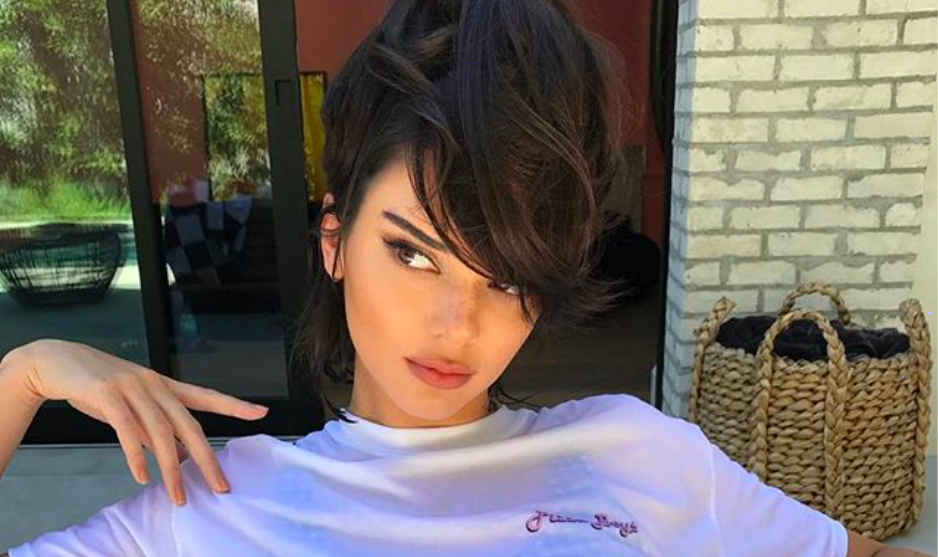 Kendall and Kylie Jenner both look like an edgy Brigitte Bardot in these behind-the-scenes snaps