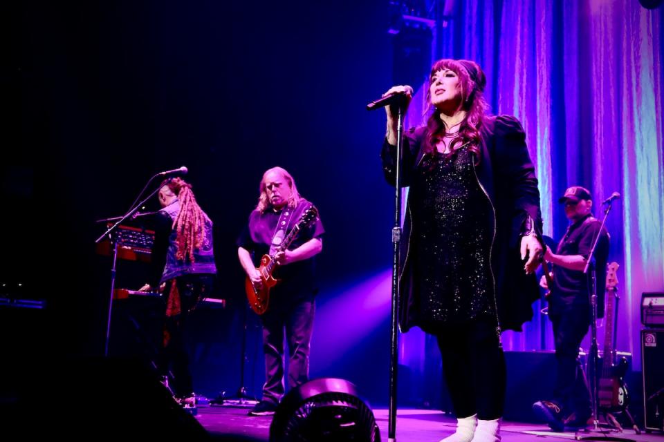 Ann Wilson with Warren Haynes