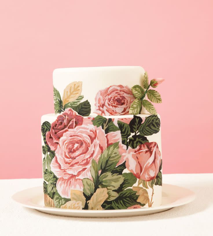 Looking more like a tapestry than a cake, we only wish we could paint this well.