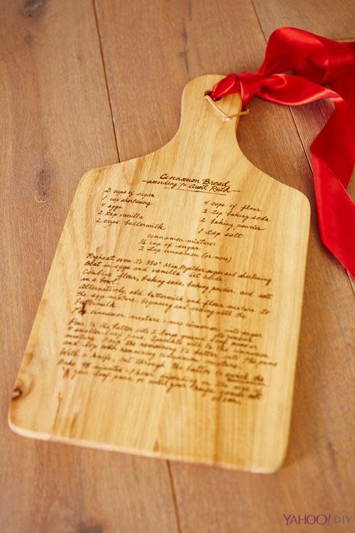 DIY Etched Cutting Board, The Perfect Gift