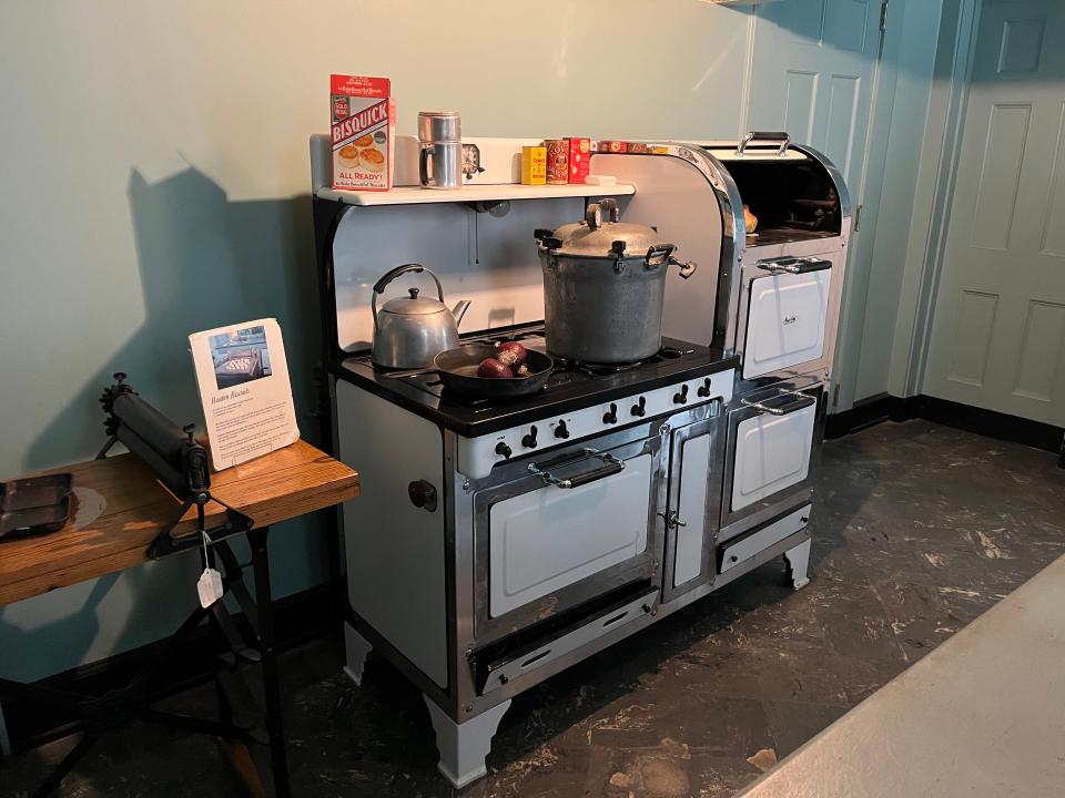 The original oven at Swan House.