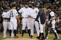 DETROIT, MI - OCTOBER 13: Justin Verlander #35 of the Detroit Tigers is taken out of the game by manager Jim Leyland in the eighth inning of Game Five of the American League Championship Series at Comerica Park on October 13, 2011 in Detroit, Michigan. (Photo by Harry How/Getty Images)