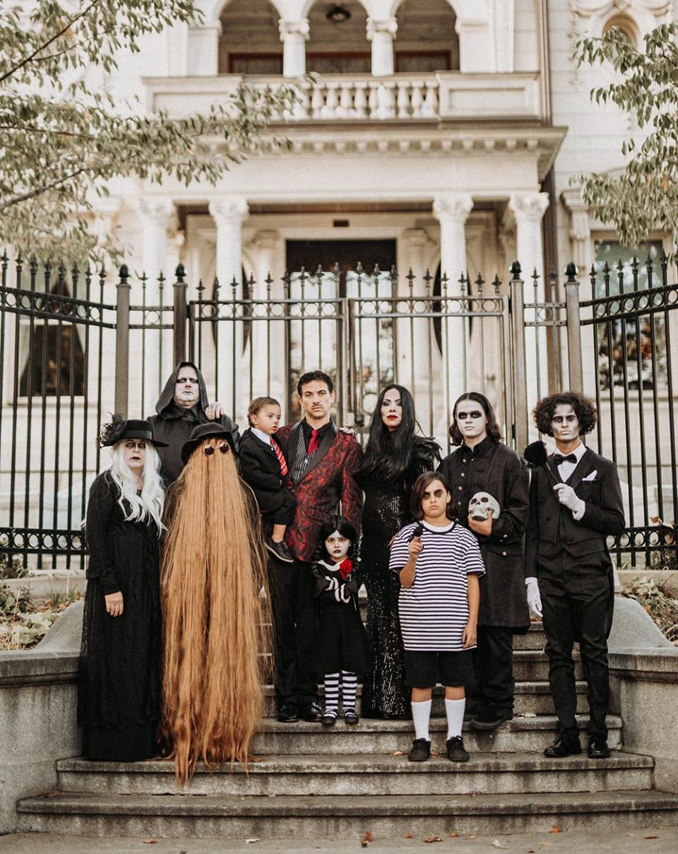 8) Addams Family Group Costume