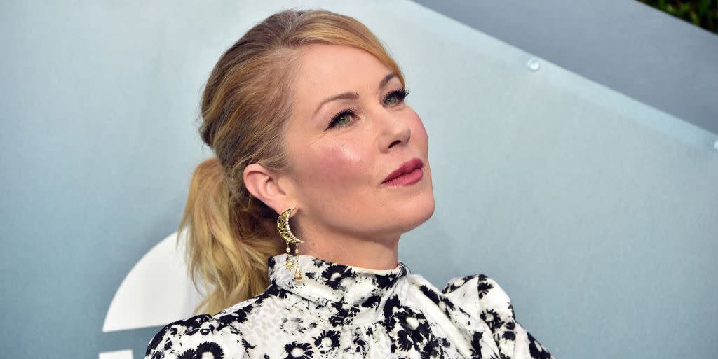 los angeles, california   january 19 christina applegate attends the 26th annual screen actors guild awards at the shrine auditorium on january 19, 2020 in los angeles, california 721430 photo by gregg deguiregetty images for turner