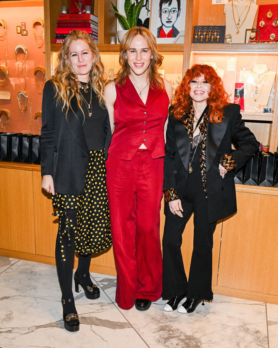 Beth Hutchens, Tommy Dorfman, Natasha Lyonne