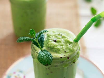Healthy Mint Chip Milkshake (With Spinach!)