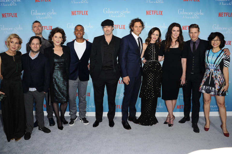 The cast of 'Gilmore Girls' attends the premiere of 'Gilmore Girls: A Year in the Life' at Regency Bruin Theatre on November 18, 2016, in Los Angeles, California.