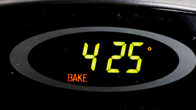 oven temperature set to 425 F