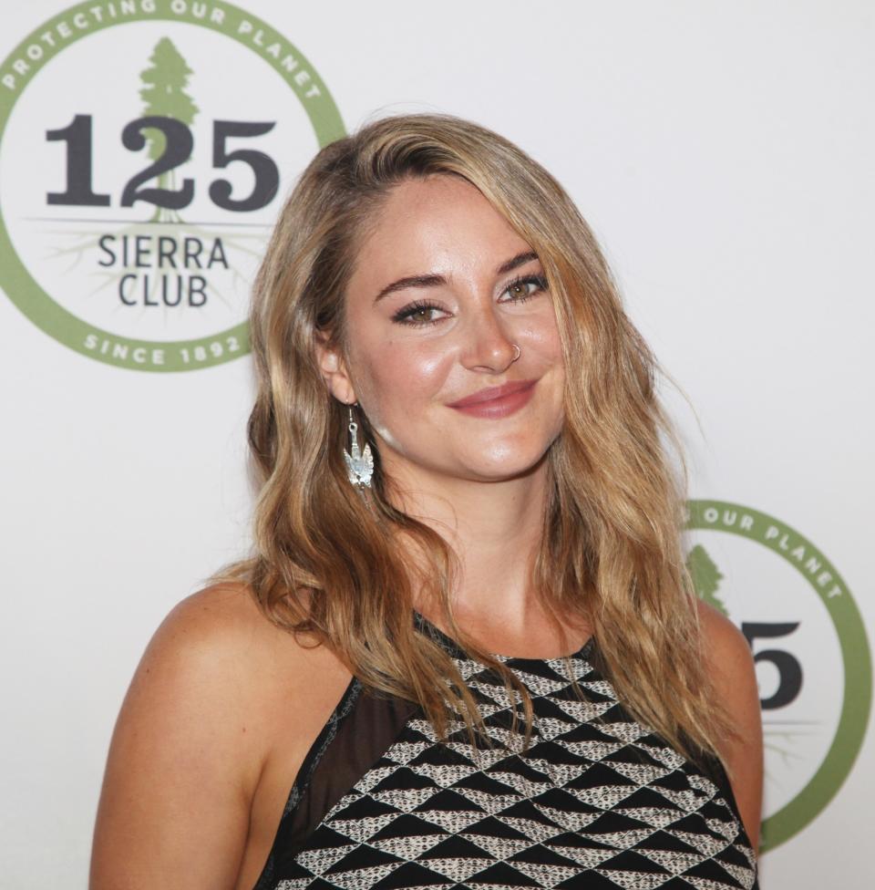 <p>Woodley was absolutely beaming at a Sierra Club event in San Francisco with her honey-blond beachy waves, glowy skin, and pared-down makeup. (Photo: Getty Images) </p>