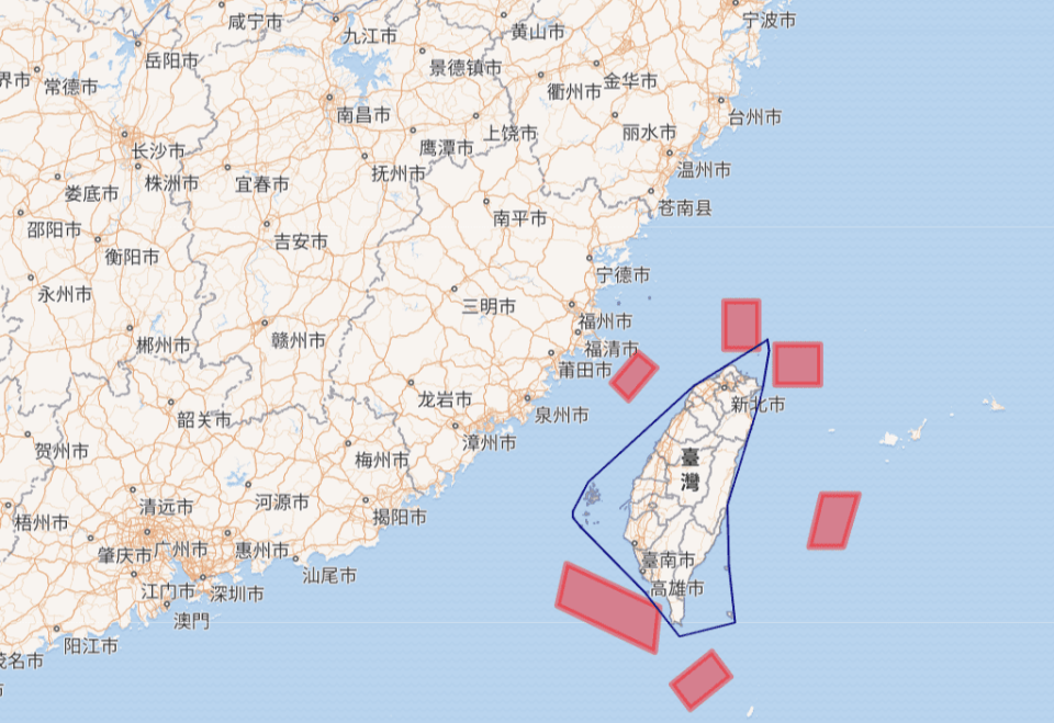 中國軍演禁制區環繞全台，形同對台灣海運實行「類封鎖」。圖：中國軍演警戒區塊／維基共享資源