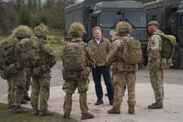 Grant Shapps visits Catterick Garrison