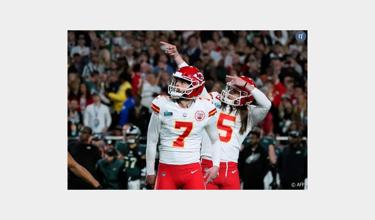 Le botteur de l'équipe de football américain Kansas City Chiefs (G) Harrison Butker, et son coéquipier Tommy Townsend lors du Super Bowl contre les Philadelphia Eagles à Glendale (Arizona), aux Etats-Unis, le 12 février 2023 - AFP