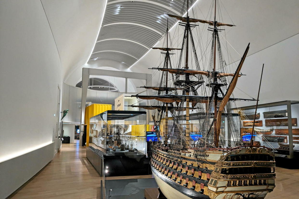 Le Royal-Louis, impressionnante maquette de près de 5 mètres de longueur d'un navire de ligne, accueillera désormais les premiers visiteurs du musée national de la Marine.  - Credit:Clément Machecourt