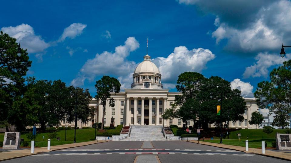 PHOTO: State Capitol in Montgomery, AL.  (Joe Sohm/Getty Images)