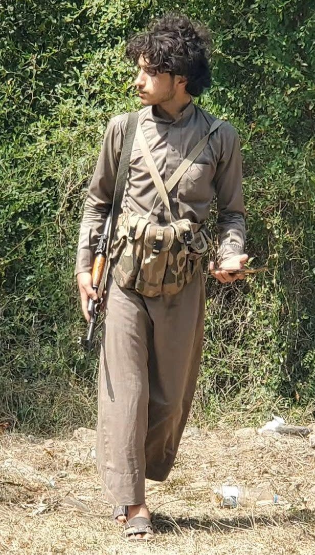 Photo from a tweet in which Rashid Al Haddad is dubbed the ‘hot Houthi pirate’