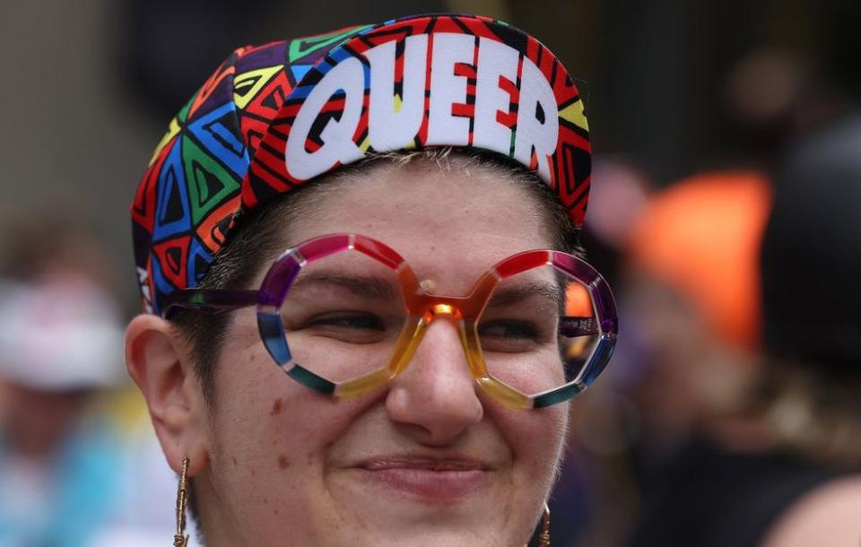 photo gallery Dyke Marches Dykes on Bikes worldwide through history