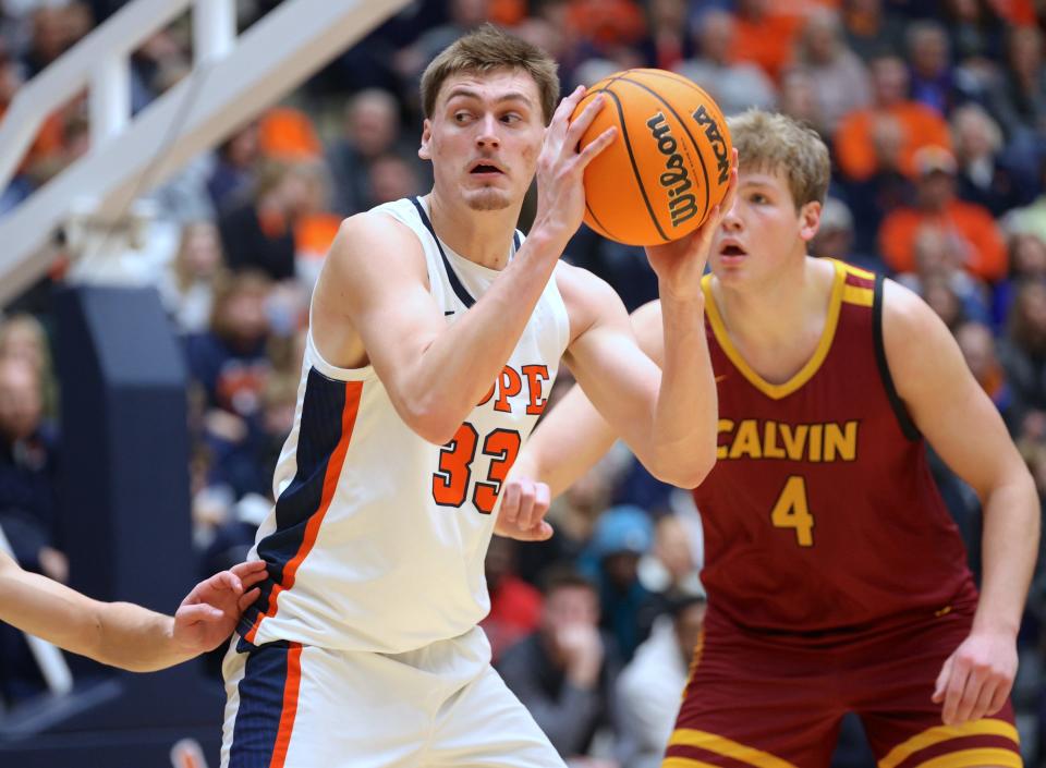 Hope's Gabe Quillan had 31 points in a win over Calvin in the MIAA semifinals on Friday.