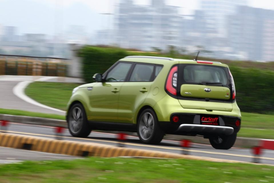 小資潮車！Kia Soul 1.6柴油震撼版試駕報導