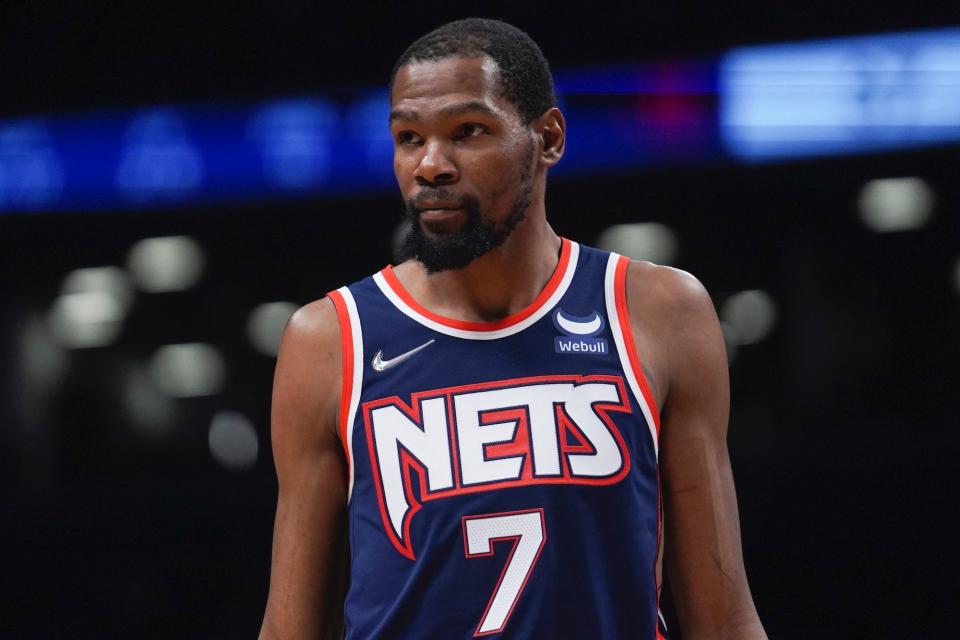 Kevin Durant looks on during a game in 2022.