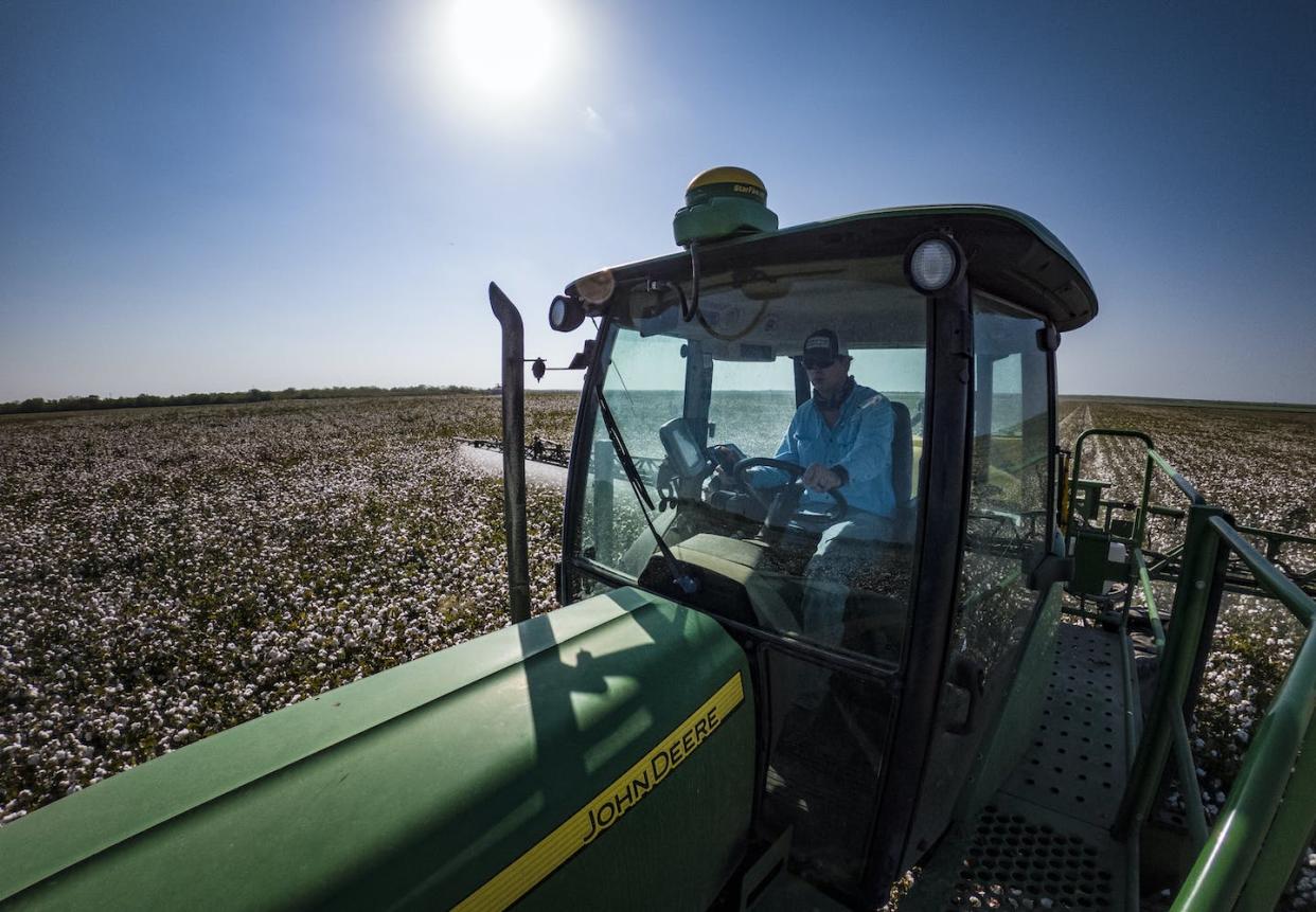 Agriculture is becoming increasingly dependent on technology. <a href="https://www.flickr.com/photos/usdagov/50238208213" rel="nofollow noopener" target="_blank" data-ylk="slk:U.S. Department of Agriculture Photo by Lance Cheung;elm:context_link;itc:0;sec:content-canvas" class="link ">U.S. Department of Agriculture Photo by Lance Cheung</a>