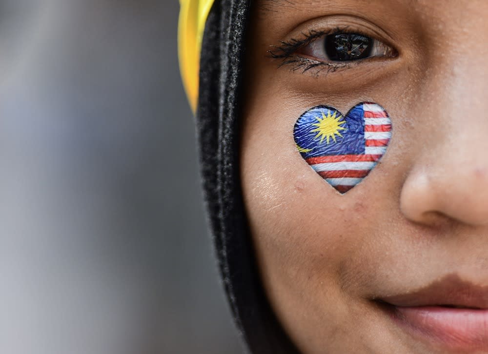 Hajah Natrah suggested there appeared to be discrimination against Malaysian women as they are not be able to pass on their citizenship to any children they have with a foreign spouse. — AFP pic