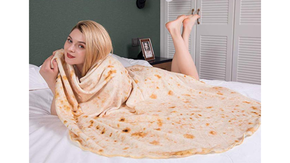 Best Amazon Christmas gifts: Burrito Blanket