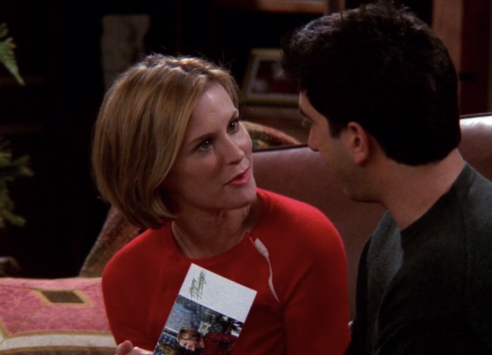 4) Season 8, Episode 11: “The One With the Creepy Holiday Card”