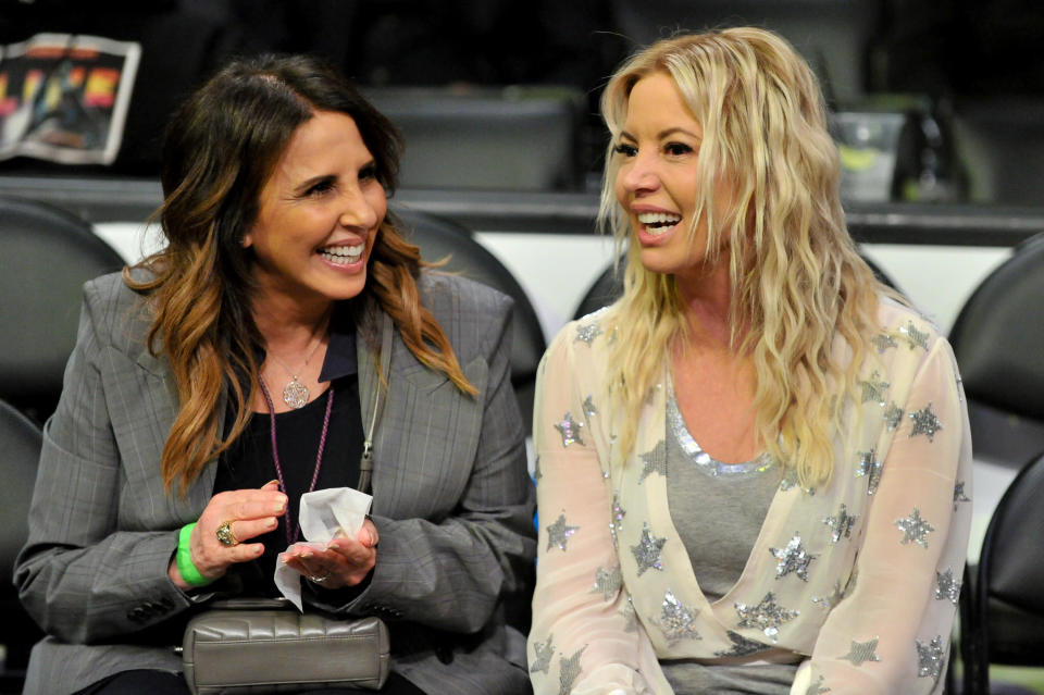 LOS ANGELES, CALIFORNIA - MARCH 24: Linda Rambis (L) and Jeanie Buss attend a basketball game between the Los Angeles Lakers and the Sacramento Kings at Staples Center on March 24, 2019 in Los Angeles, California. (Photo by Allen Berezovsky/Getty Images)