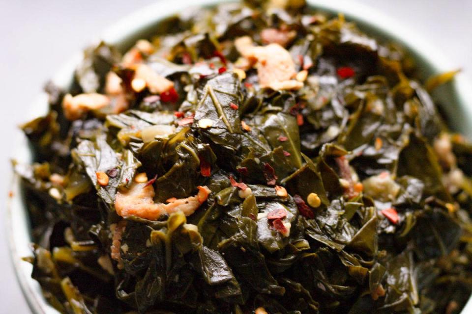 <p>On Ty's Plate</p><p>Spicy Southern Collard Greens with Bacon—soulful broth braised collard greens with bacon and a spicy blend of seasoning.</p><p><strong>Get the Recipe:</strong><a href="https://www.ontysplate.com/spicy-southern-collard-greens-with-bacon/" rel="nofollow noopener" target="_blank" data-ylk="slk:Spicy Southern Collard Greens with Bacon;elm:context_link;itc:0;sec:content-canvas" class="link "> <strong>Spicy Southern Collard Greens with Bacon</strong></a></p>