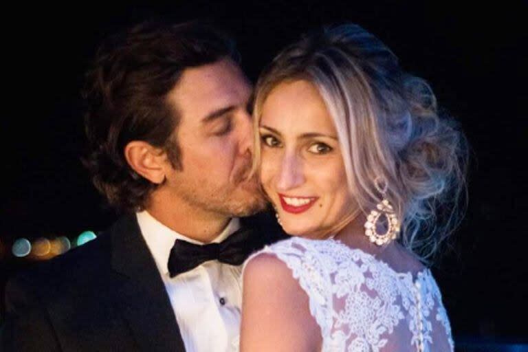 El golfista argentino Emilio “Puma” Domínguez junto a su esposa, María Victoria De La Mota Claverie, que falleció el sábado pasado