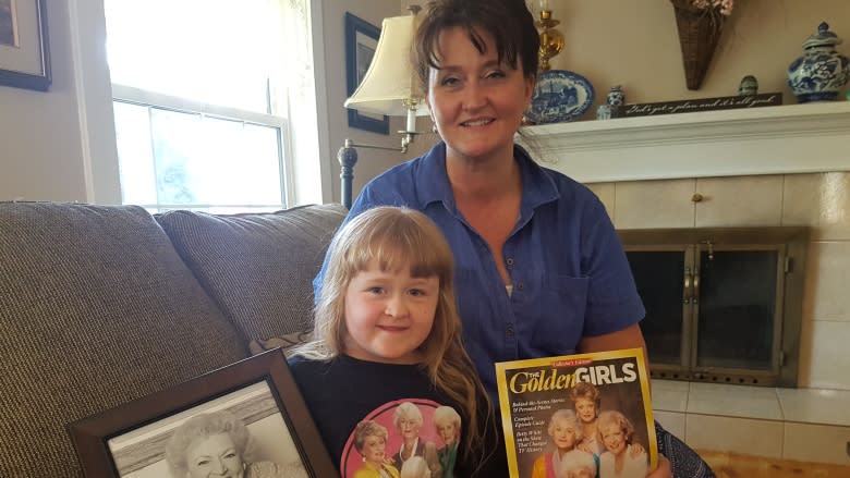 Thank you for being a fan: Golden Girls keep 10-year-old hospital patient in stitches